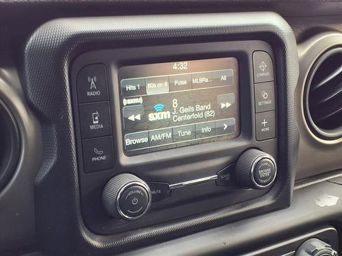 Used 2019 Jeep Wrangler Unlimited Sport S image 10