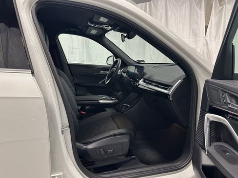 Used 2025 BMW X1 xDrive28i image 53