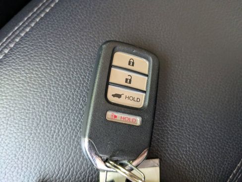 Used 2016 Honda CR-V Touring image 32