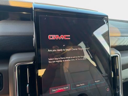 New 2026 GMC Yukon Denali w/ Advanced Technology Package AWD/4WD image 23