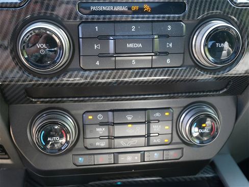 Used 2019 Ford F150 Raptor w/ Equipment Group 802A Luxury image 27