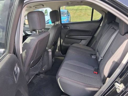 Used 2017 Chevrolet Equinox LT w/ Driver Confidence Package II AWD/4WD image 10