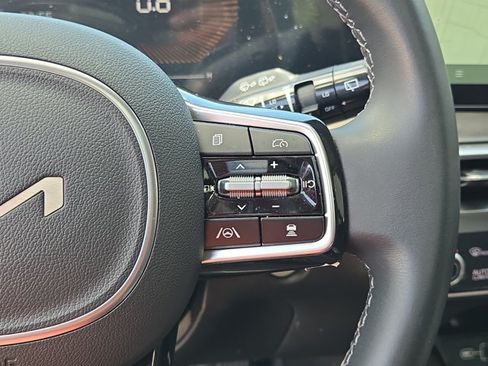 Certified 2025 Kia Sorento X-Line EX AWD/4WD image 60