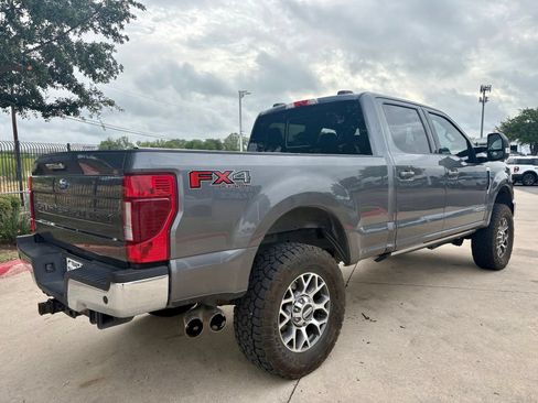 Used 2022 Ford F250 Lariat w/ Lariat Value Package AWD/4WD image 3