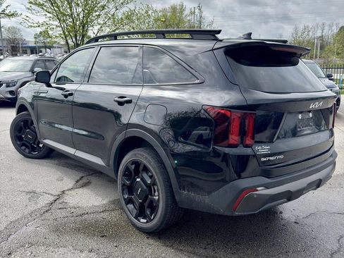 Used 2024 Kia Sorento X-Line EX image 3