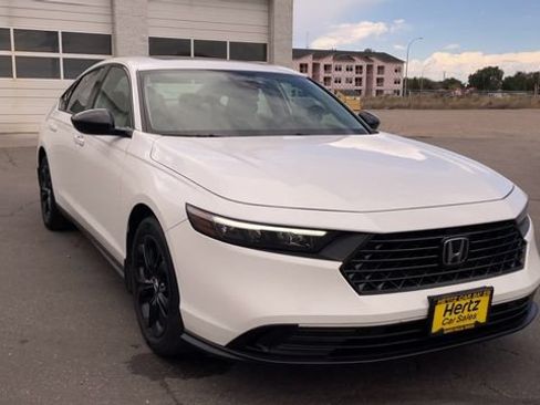 Used 2025 Honda Accord SE image 4