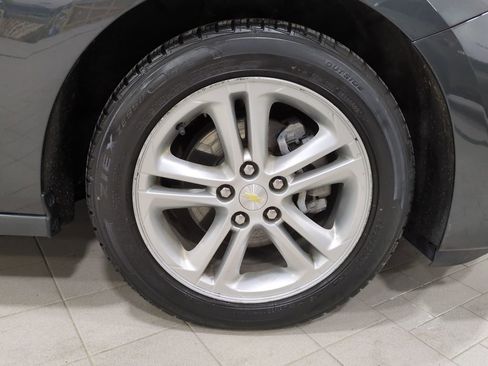 Used 2018 Chevrolet Cruze LT w/ Convenience Package image 22