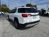 Used 2018 GMC Acadia SLT image 3
