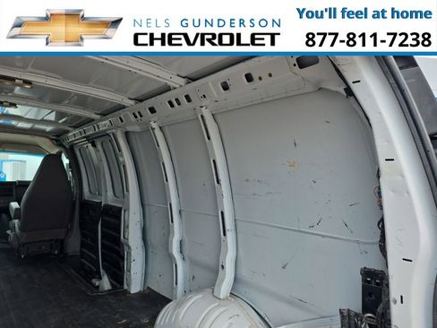 Used 2019 Chevrolet Express 3500 Extended w/ Driver Convenience Package image 14