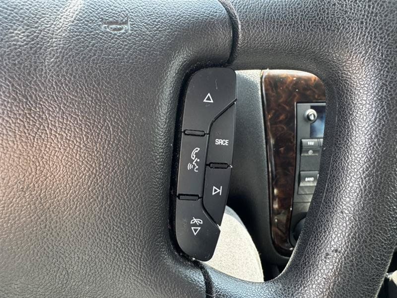 Used 2015 Chevrolet Impala LTZ FWD image 27