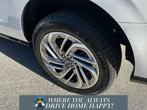 New 2025 Lincoln Navigator Reserve image 33