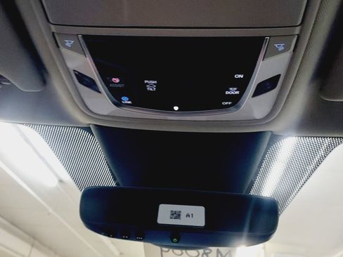 New 2025 Acura TLX w/ Technology Package image 29