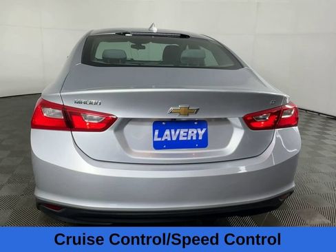 Used 2018 Chevrolet Malibu LT FWD image 9