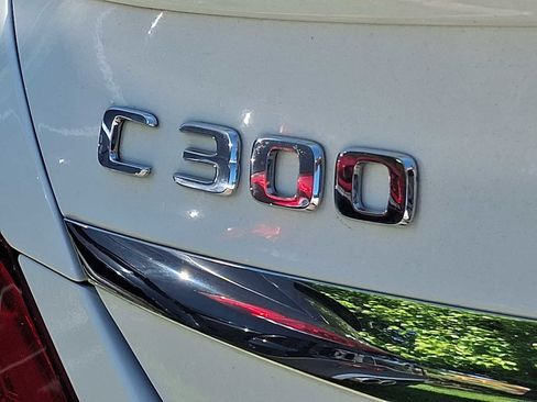 Used 2019 Mercedes-Benz C 300 4MATIC Sedan image 28