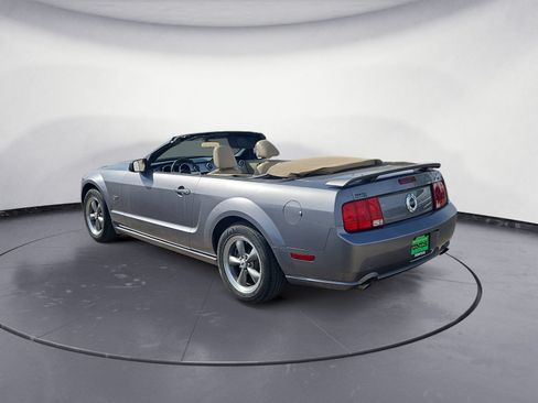 Used 2006 Ford Mustang GT RWD image 4