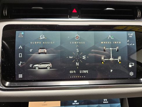 Used 2023 Land Rover Range Rover Evoque SE AWD/4WD image 23