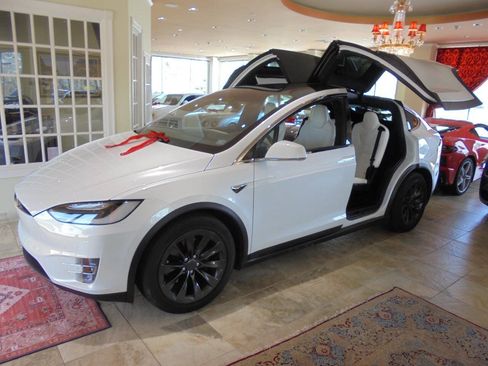 Used 2018 Tesla Model X P100D AWD/4WD image 4