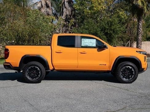 New 2026 GMC Canyon AT4 image 3