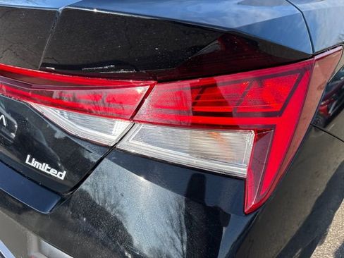 New 2026 Hyundai Elantra Limited image 12