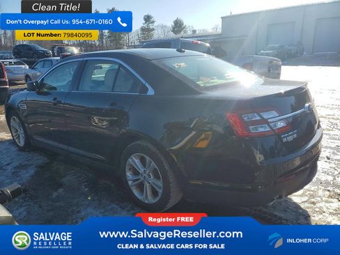 Used 2016 Ford Taurus SE image 3