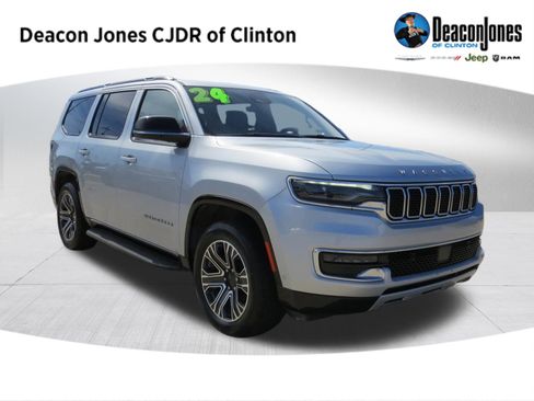 Used 2024 Jeep Wagoneer Series II AWD/4WD image 1