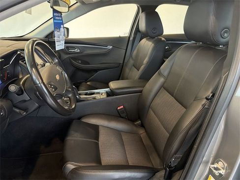 Used 2018 Chevrolet Impala LT image 20