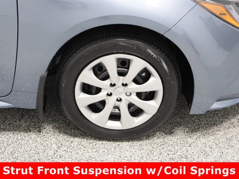 Used 2025 Toyota Corolla LE image 5