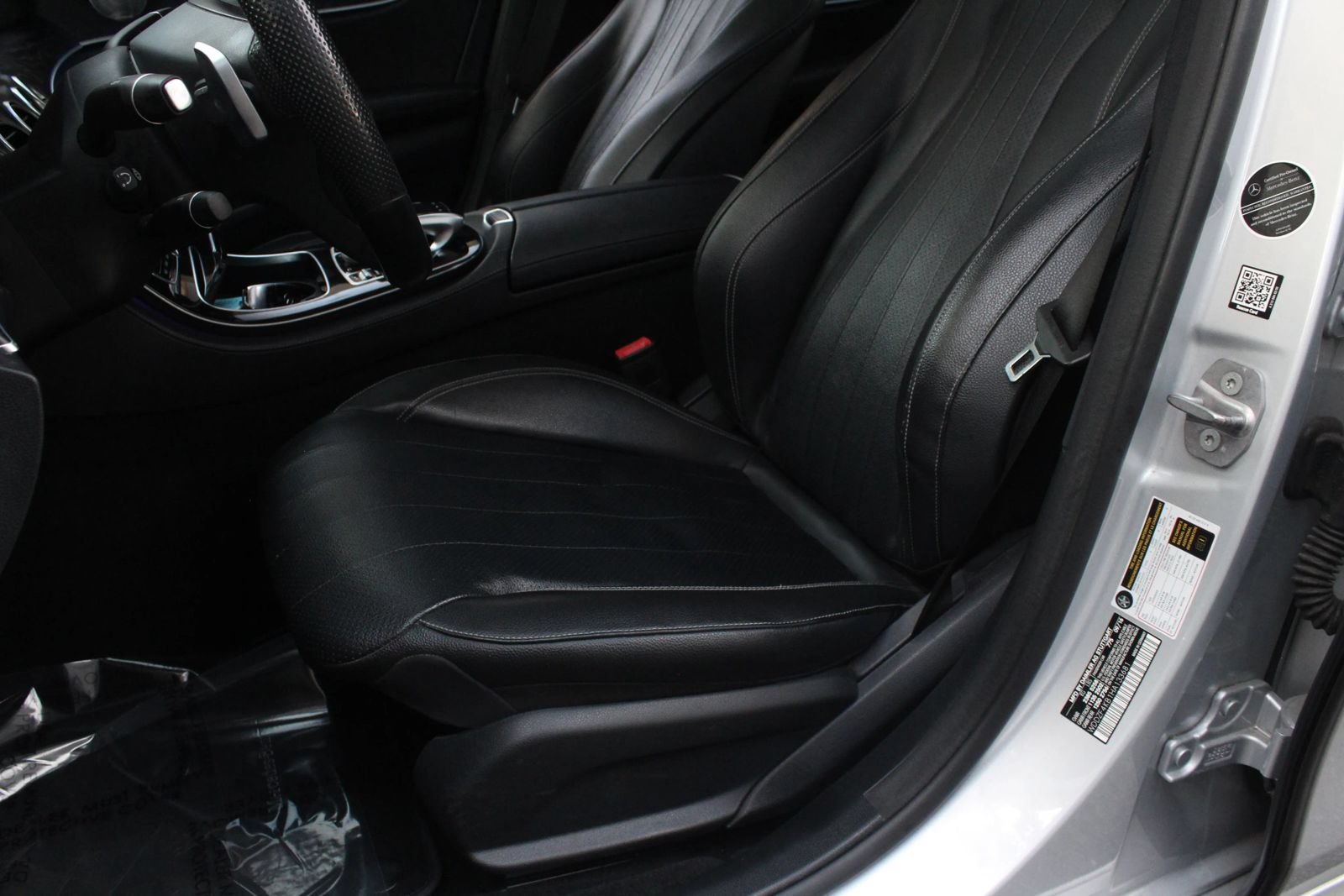 Used 2017 Mercedes-Benz E 300 4MATIC image 18