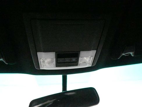 Used 2016 Ford Explorer XLT w/ Equipment Group 202A AWD/4WD image 17