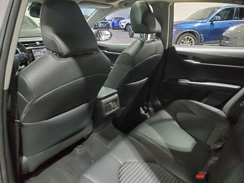 Used 2018 Toyota Camry SE w/ Audio Package FWD image 23