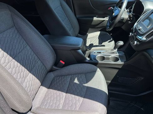 Used 2019 Chevrolet Equinox LT FWD image 14