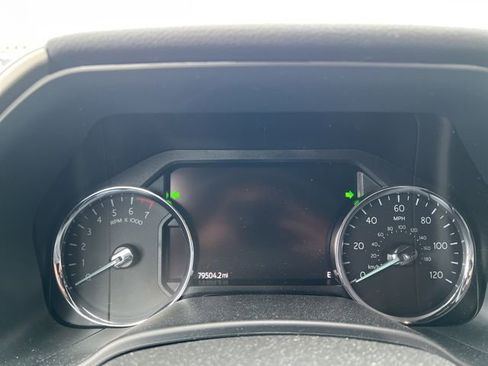 Used 2020 Ford Expedition XLT w/ Equipment Group 202A AWD/4WD image 14