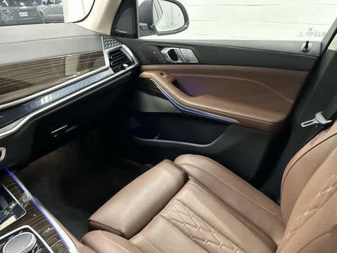 Used 2026 BMW X7 xDrive40i AWD/4WD image 13