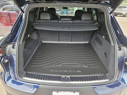 New 2026 Porsche Cayenne AWD/4WD image 23