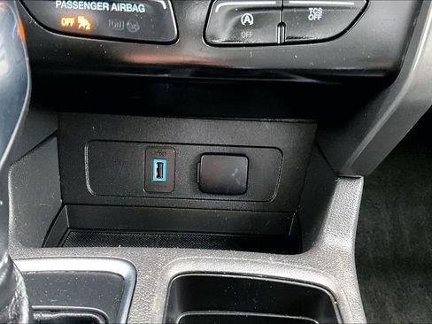 Used 2019 Ford Escape SEL image 27