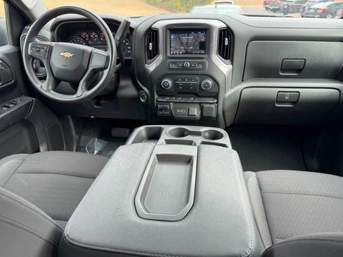 Used 2024 Chevrolet Silverado 1500 Custom w/ Turbomax Blackout Package image 11