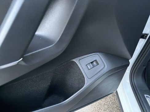 Used 2020 Volkswagen Tiguan SEL Premium R-Line image 12