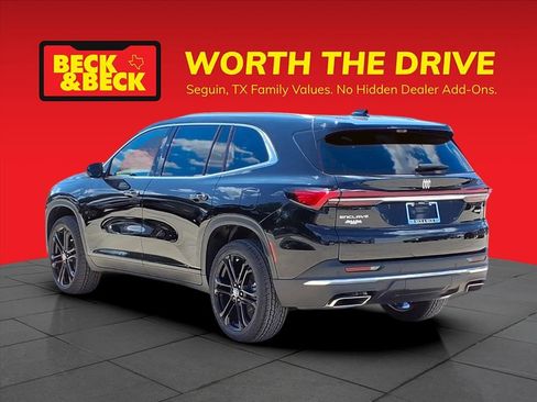 New 2026 Buick Enclave Preferred w/ Power Package image 7