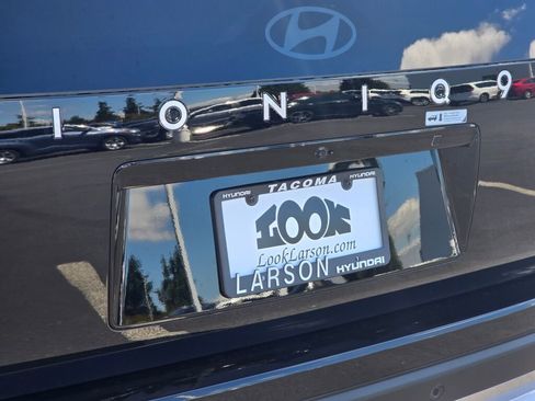 New 2026 Hyundai Ioniq 9 SE image 12