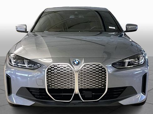 Used 2025 BMW i4 eDrive40 w/ Driving Assistance Package image 4