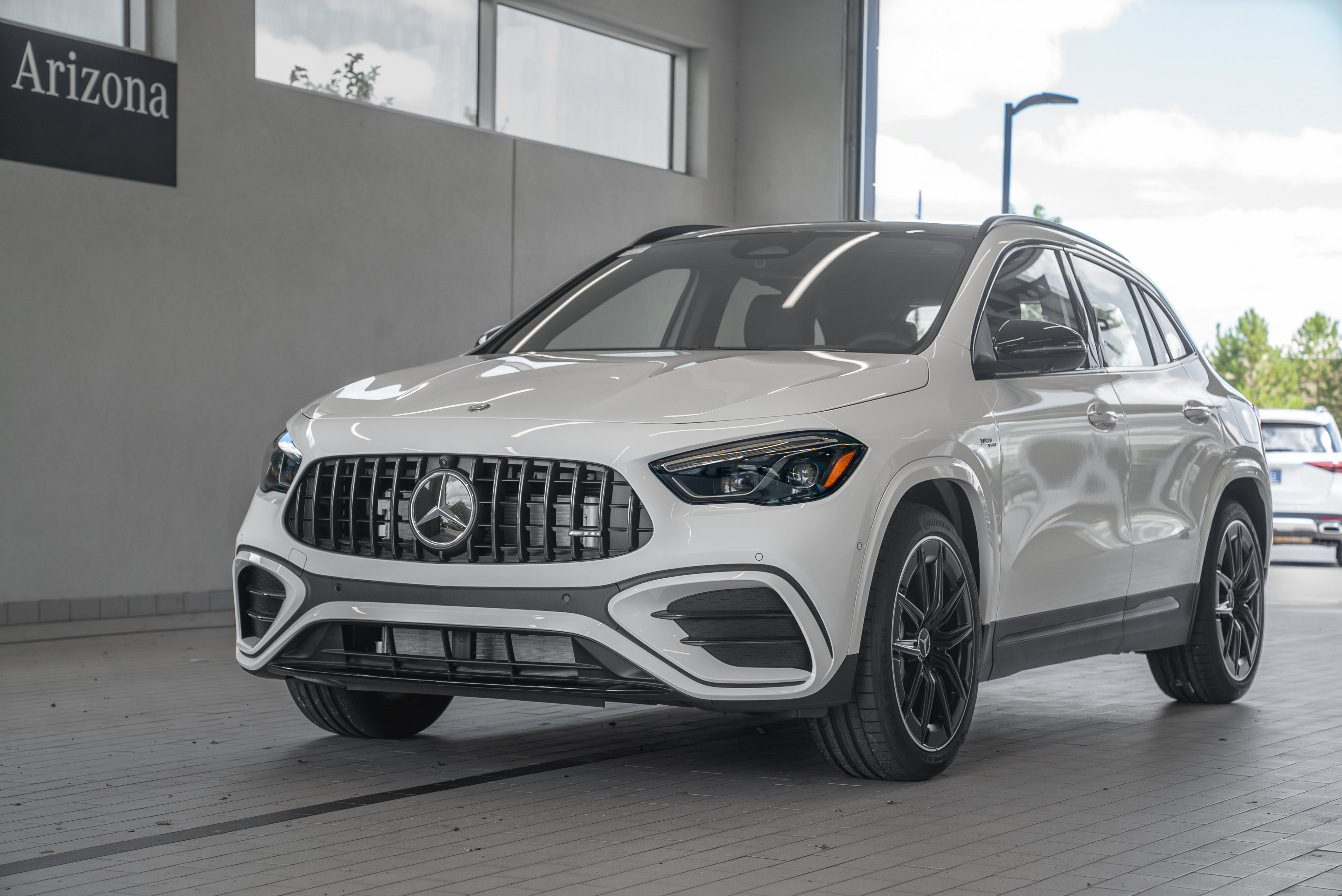 Used 2025 Mercedes-Benz GLA 35 AMG 4MATIC image 25