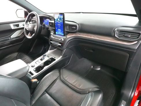 Used 2020 Ford Explorer Platinum w/ Premium Technology Package image 36