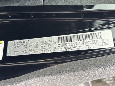 Used 2019 Jeep Wrangler Unlimited Sport S image 32