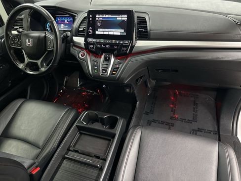 Used 2024 Honda Odyssey Sport image 11