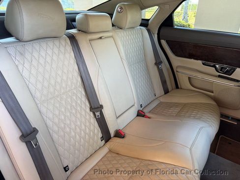 Used 2016 Jaguar XJ L Portfolio image 38