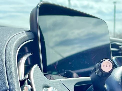 Used 2026 Mercedes-Benz E 350 4MATIC Sedan image 11