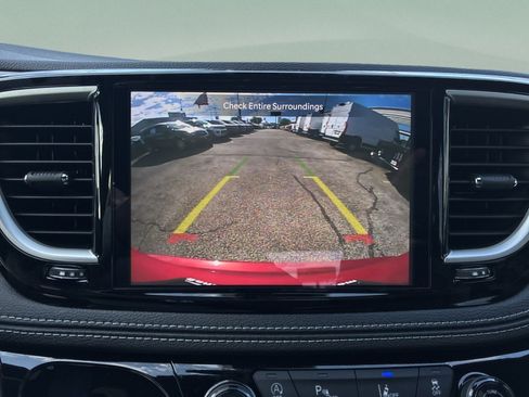 New 2026 Chrysler Pacifica Select w/ S Appearance Package FWD image 38