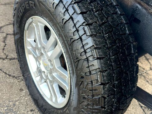 Used 2012 Chevrolet Colorado LT image 8