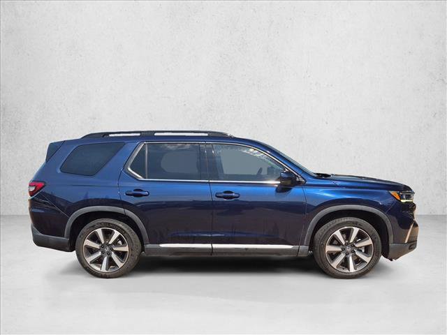 Used 2024 Honda Pilot Touring image 4