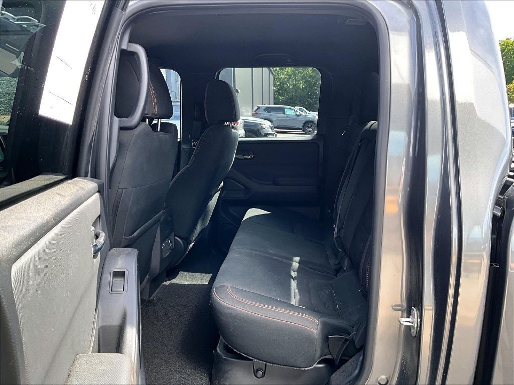 Used 2022 Nissan Frontier PRO-4X AWD/4WD image 17